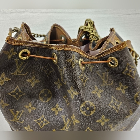 Louis Vuitton Noe Bucket Crossbody Bag in Brown Monogram Canvas and Leather - Picture 12 of 16